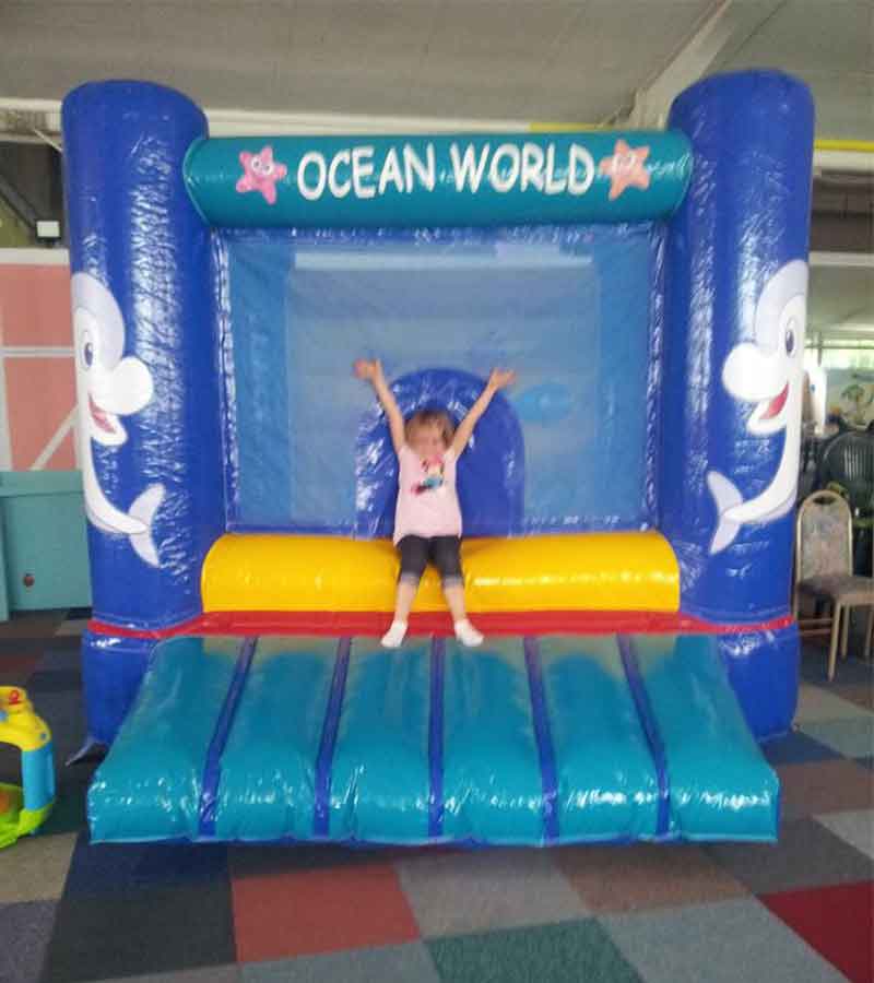 Der Spassmacher Hüpfburg Bällehaus Ocean World