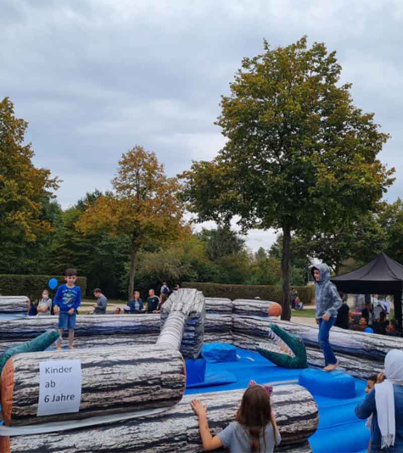 Der Spassmacher Kroko Jump Baumstammhüpfen