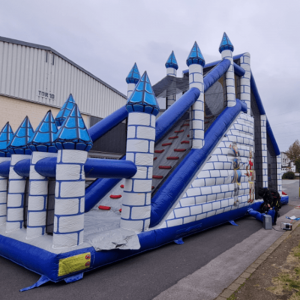 Der Spassmacher Hüpfburg Basejump Freefall