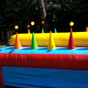 Der Spassmacher Nervenball Luftspiel