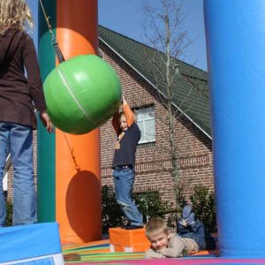 Der Spassmacher Pendelball