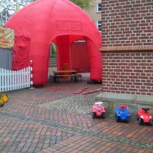 Der Spassmacher Spielezelt aufblasbar