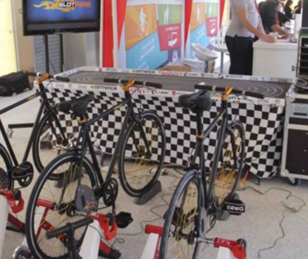 Bike Slotcarbahn Maxi (inkl. 2 Betreuer )