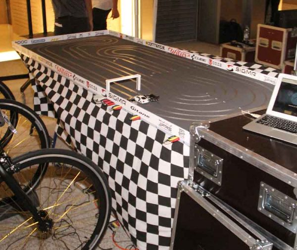 Bike Slotcarbahn Mini (inkl. 2 Betreuer)