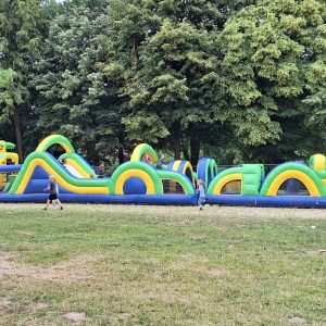 Der Spassmacher Hüpfburg Mega Challenge Hindernisbahn