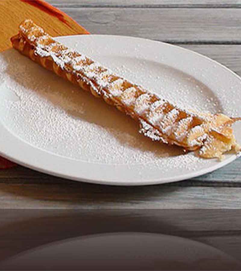 Der Spassmacher Waffeln am Stiel im Marktstand