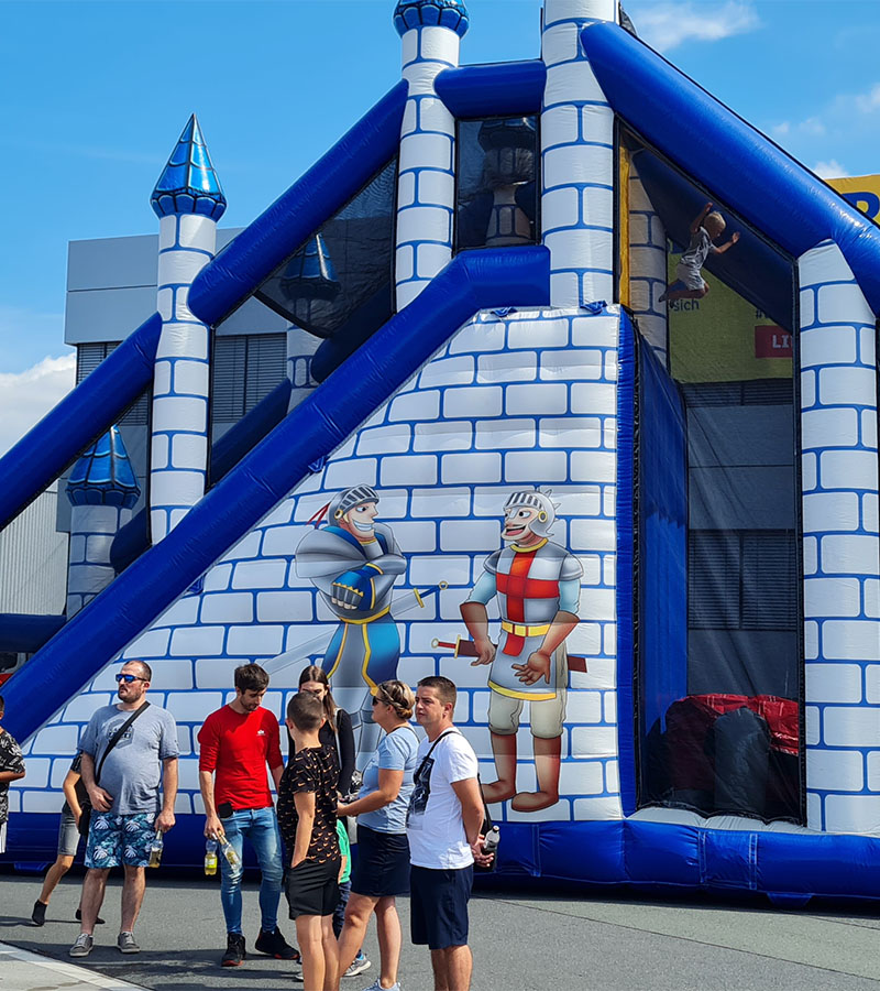 Der Spassmacher Hüpfburg Basejump Freefall