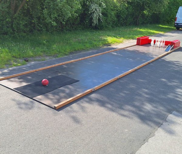 Mobile Kegelbahn