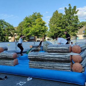 Der Spassmacher Kroko Jump Baumstammhüpfen