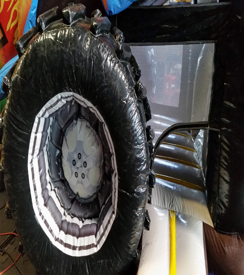 Der Spassmacher Hüpfburg Monster Truck