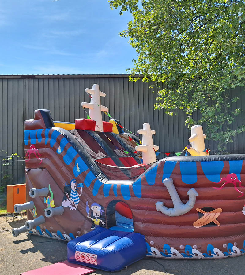 Der Spassmacher Hüpfburg Piratenschiff