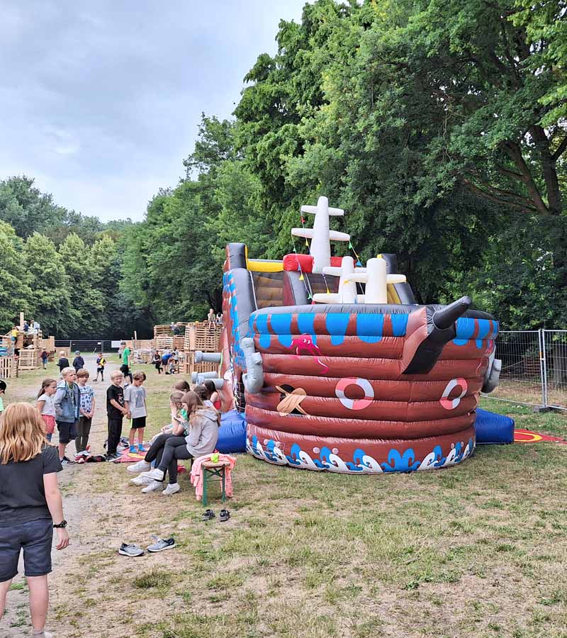 Der Spassmacher Hüpfburg Piratenschiff