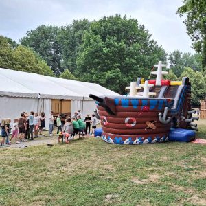Der Spassmacher Hüpfburg Piratenschiff