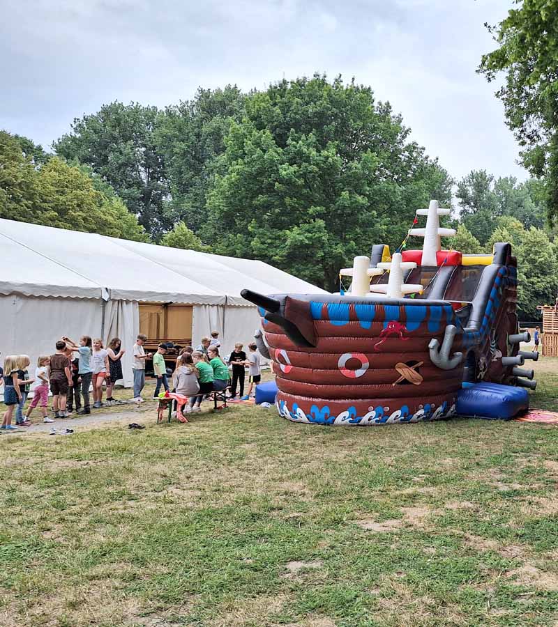 Der Spassmacher Hüpfburg Piratenschiff