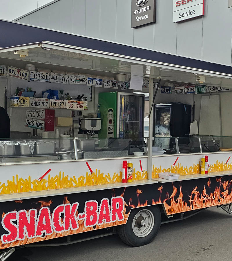 Der Spassmacher Mobiler Food Trailer