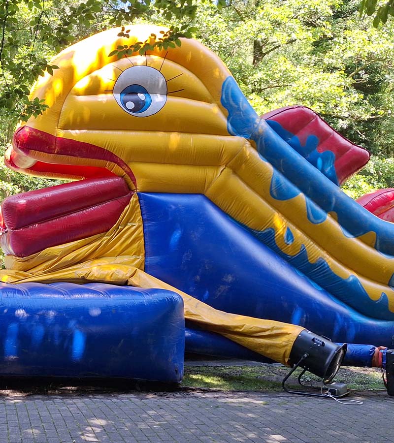 Der Spassmacher Hüpfburg Snappy Fisch