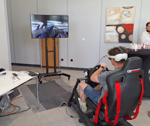 VR Rennsimulator (inkl. 1 Betreuer)