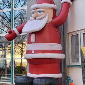 Der Spassmacher Weihnachtsmann 5m Höhe